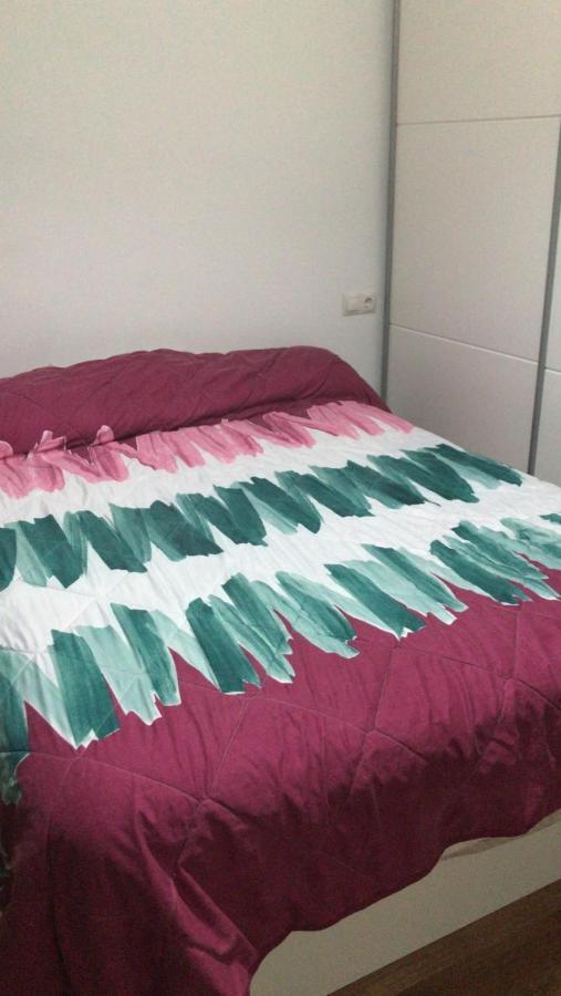 Apartamento Estudio Loft En El Centro Para 3 O 4 Personas Cama Doble Y Sofa Cama Check In A Partir De Las 15 Y 30 Min Pm Y Check Out Hasta Las 11 Y 30 Pm Con Wifi Normalmente No Se Puede Adelantar El Check In Torremolinos Ngoại thất bức ảnh